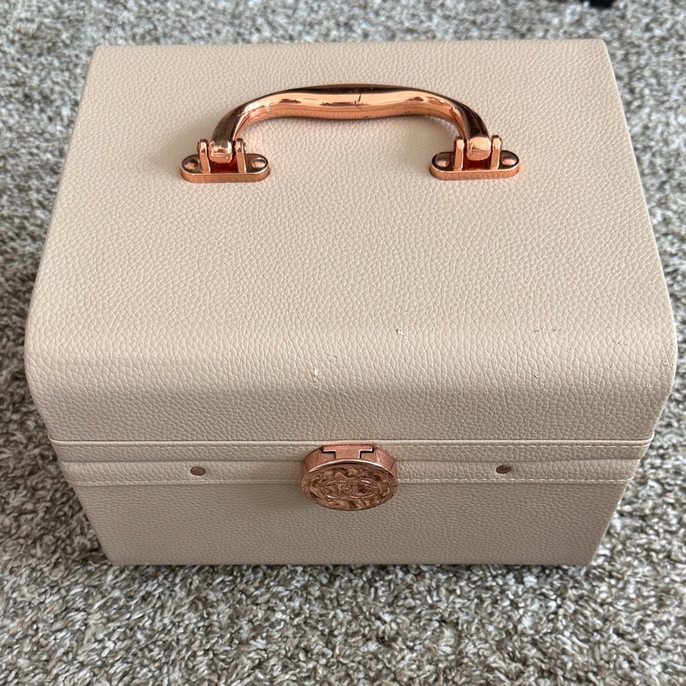 Caboodles Cream Cosmetic Case with Rose Gold Handle